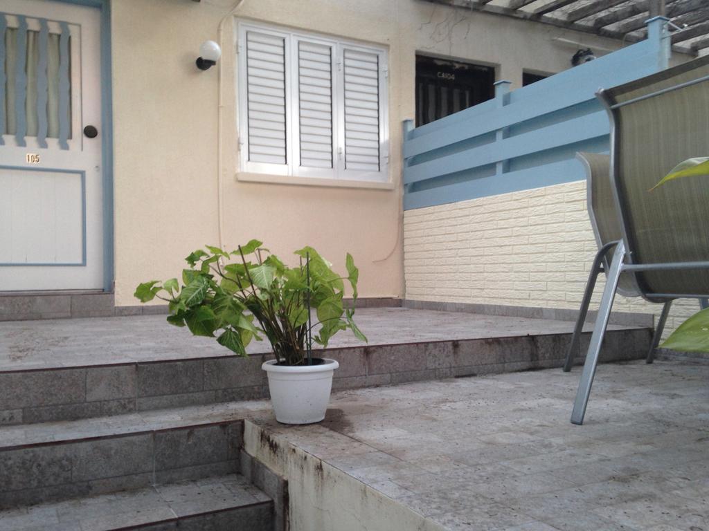 Paphos Studios 外观 照片