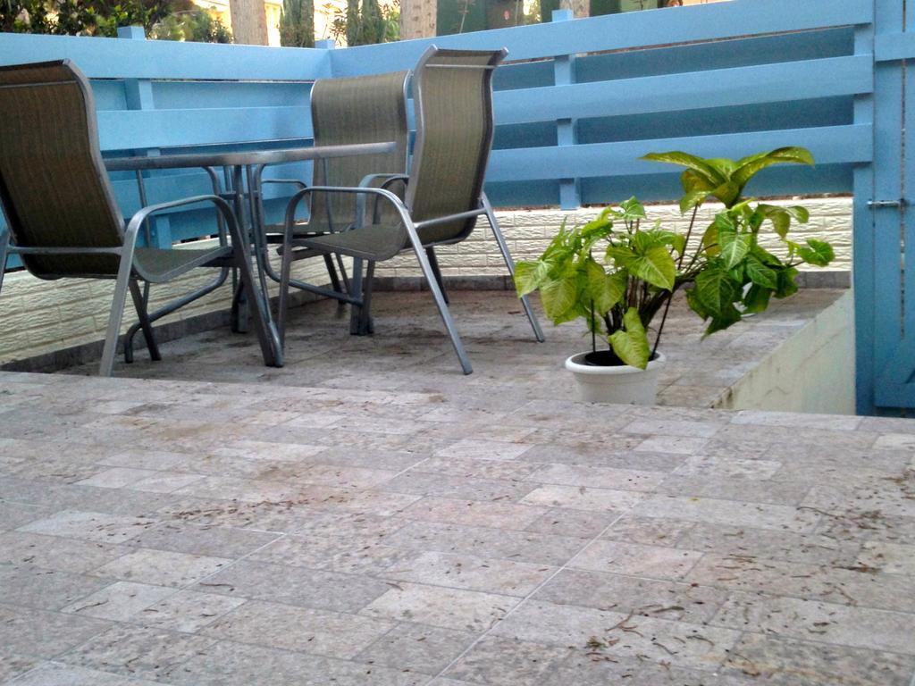 Paphos Studios 外观 照片